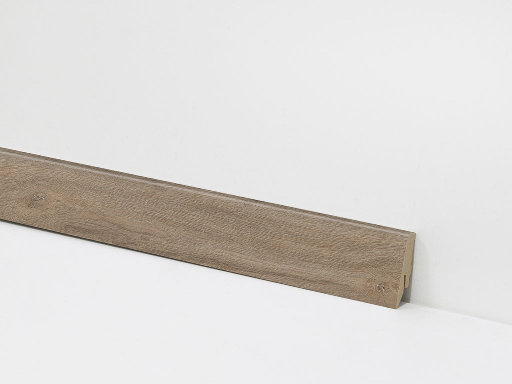 Equipped Sockelleiste 58mm 8204