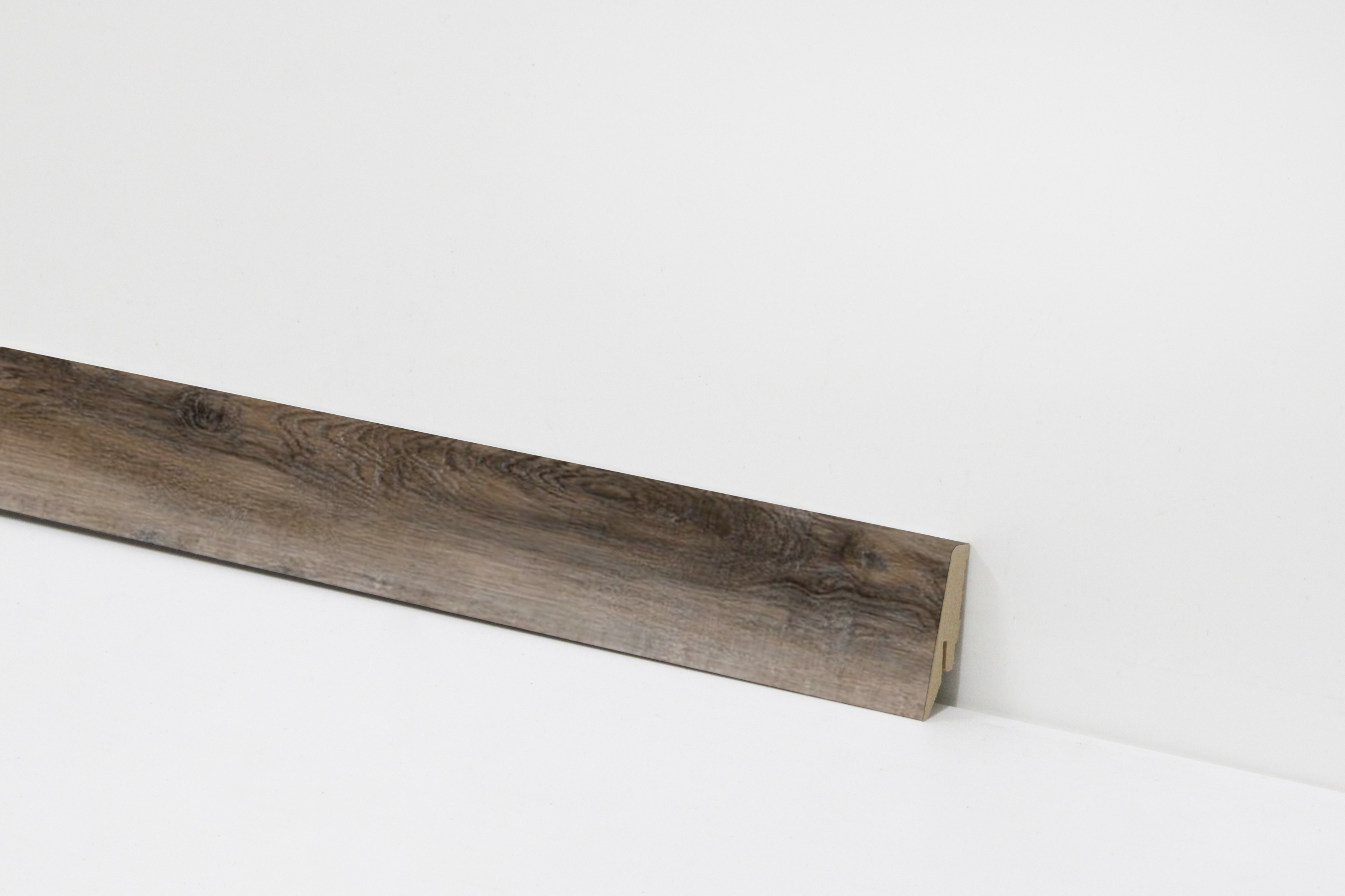 Equipped Sockelleiste 58mm 4034