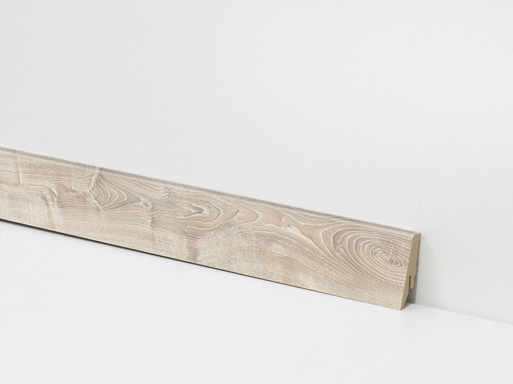 Equipped Sockelleiste 58mm 8159